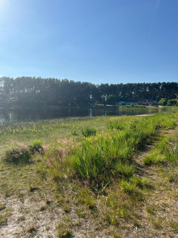 Domek Nad Jeziorem Kamien 2A Kowalewo Esterno foto